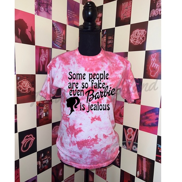 Graphic tie dye Tshirt - Picture 2 of 9